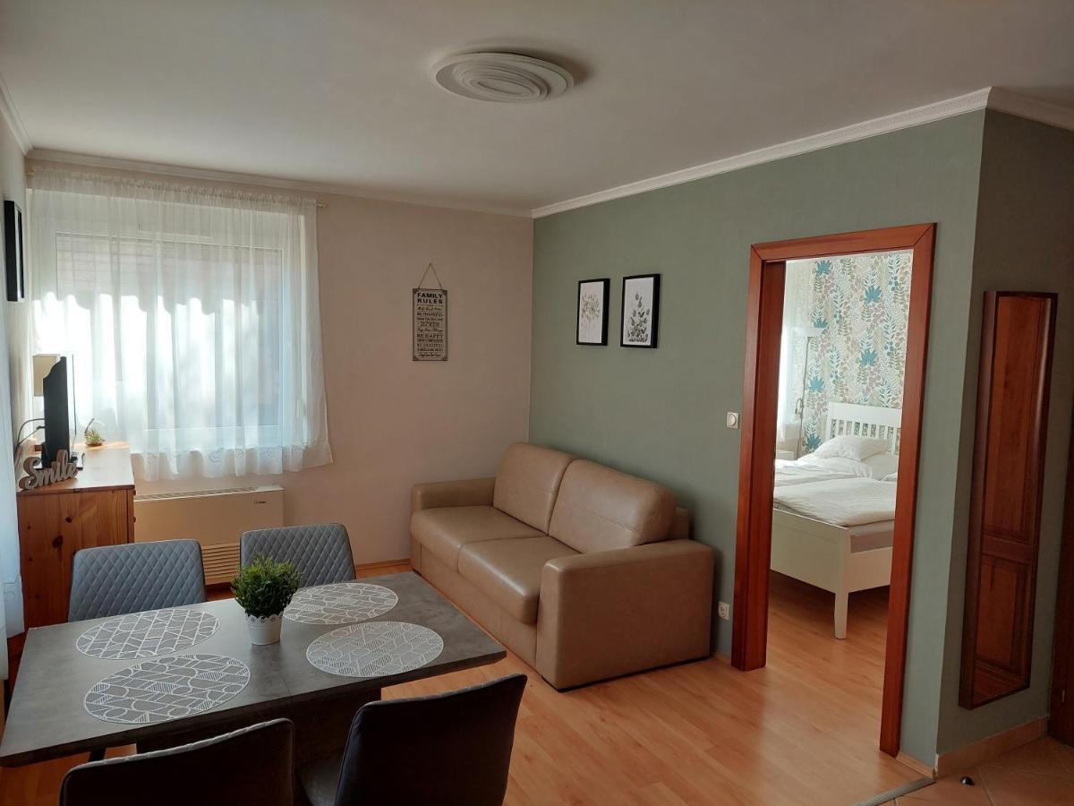 Elek Apartmanhaz Hajdúszoboszló Zewnętrze zdjęcie